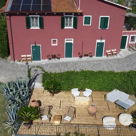 Bed & Breakfast Rosso Baccara Montevettolini