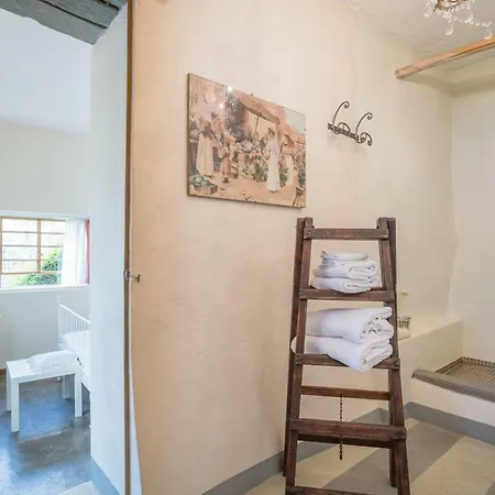 B&B Rosso Baccara Bed & Breakfast Montevettolini