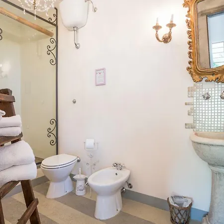 B&B Rosso Baccara Bed & Breakfast Montevettolini