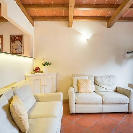 B&B Rosso Baccara 4*