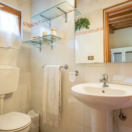 B&B Rosso Baccara 4* Montevettolini